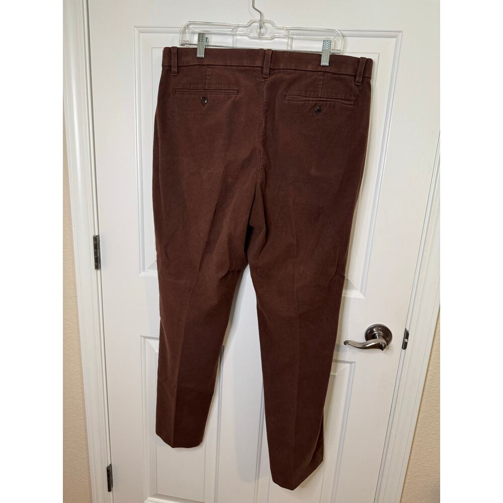 Banana Republic Men's Traveler Pleated Relaxed Moleskin Trousers Brown 36 Short - Picture 5 of 10